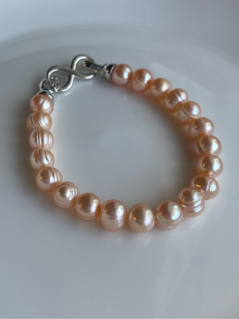 Peach Freshwater Pearl Bracelet with Silver Clasp